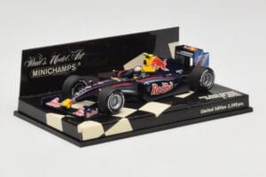 Red Bull Racing Renault RB5 #15 S. Vettel Showcar 2009 Minichamps 1:43 400090085 Metal - imagem 2 de 5