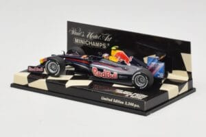 Red Bull Racing Renault RB5 #15 S. Vettel Showcar 2009 Minichamps 1:43 400090085 Metal - imagem 3 de 5