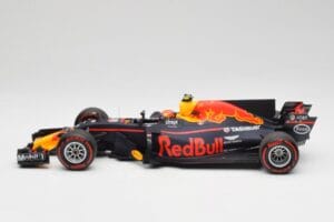Red Bull Racing RB13 Tag Heuer #33 M. Verstappen Australian GP 2017 Minichamps 1:18 110170033 Resina - imagem 3 de 7
