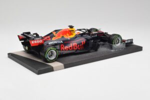 Red Bull RB16B #33 M. Verstappen Emilia Romagna GP Winner 2021 Minichamps 1:18 113210233T Metal - imagem 3 de 6