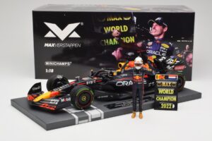 Red Bull RB18 Oracle #1 M. Verstappen Japanese GP 2022 World Champion Minichamps 1:18 113221801 Resina - imagem 7 de 7