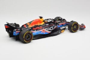 Red Bull RB19 #11 S. Perez Austin GP 2023 Minichamps 1:18 110231911 Metal - imagem 2 de 6