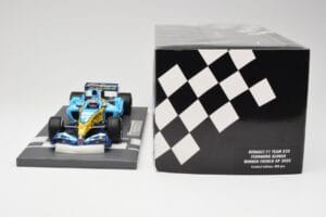 Renault F1 Team R25 #5 F. Alonso Winner French GP 2005 Minichamps 1:18 117051005 Metal - imagem 6 de 7
