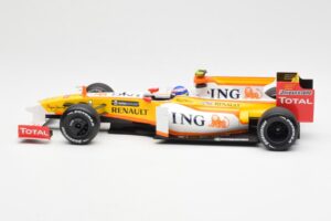 Renault F1 Team R29 #10 R. Grosjean F1 2009 Minichamps 1:18 150090108 Metal - imagem 3 de 6