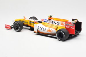 Renault F1 Team R29 #10 R. Grosjean F1 2009 Minichamps 1:18 150090108 Metal - imagem 5 de 6