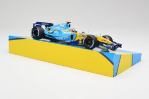 Renault R25 #5 F. Alonso Brazil GP F1 World Champion 2005 Minichamps 1:18 147051705 Metal - imagem 4 de 6