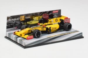 Renault R30 #10 R. Kubica F1 Showcar 2010 Minichamps 1:43 7711426978 Metal - imagem 3 de 5