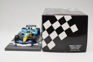 Renault R26 #1 F. Alonso China GP 2006 Minichamps 1:18 117061601 Resina - imagem 6 de 7