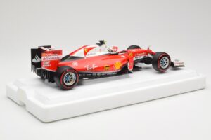 Scuderia Ferrari SF16-H #7 K. Raikkonen Italian GP 2016 BBR 1:18 BBR181627 Metal - imagem 2 de 7
