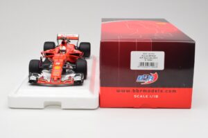 Scuderia Ferrari SF70H #5 S. Vettel Winner Australian GP 2017 BBR 1:18 BBR181705 Metal - imagem 6 de 7