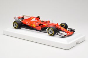 Scuderia Ferrari SF70H #7 K. Raikkonen Australian GP 2017 End of Race BBR 1:18 BBR181707-E Metal - imagem 4 de 7