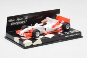 Super Aguri SA06 A. Suzuki F1 2006 Minichamps 1:43 400060224 Metal - imagem 3 de 5