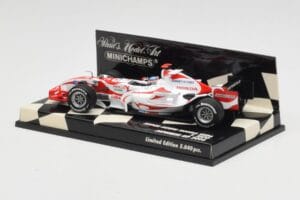 Super Aguri Honda SA06 #22 T. Sato Japanese GP 2006 Minichamps 1:43 400060122 Metal - imagem 3 de 5