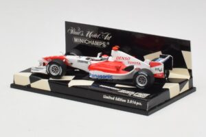 Toyota TF105 Panasonic Racing #16 J. Trulli F1 2005 Minichamps 1:43 400050086 Metal - imagem 3 de 5