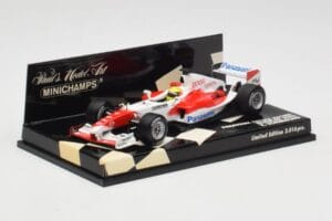 Toyota TF105 Panasonic Racing R. Schumacher Showcar 2005 Minichamps 1:43 400050087 Metal - imagem 2 de 5