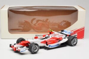 Toyota TF107 #12 J. Trulli F1 Launch Livery 2007 Minichamps 1:18 AM601321 Metal - imagem 6 de 6