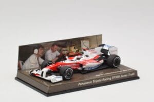 Toyota TF109 Panasonic Toyota Racing #9 J. Trulli F1 2009 Minichamps 1:43 AM62130 Metal - imagem 2 de 5