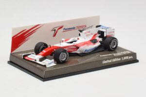 Toyota TF109 Panasonic Toyota Racing #9 J. Trulli F1 2009 Minichamps 1:43 AM621323 Metal - imagem 2 de 5