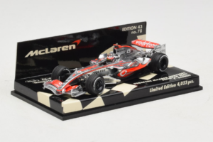 McLaren MP4-22 Mercedes #1 F. Alonso Vodafone McLaren Showcar F1 2007 Minichamps 1:43 530074371 Metal - imagem 2 de 5