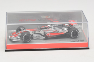 McLaren MP4-22 Mercedes #1 F. Alonso Vodafone McLaren Showcar F1 2007 Minichamps 1:43 533074371 Metal - imagem 4 de 5