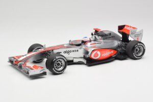 McLaren MP4-25 Vodafone #1 J. Button F1 2010 Minichamps 1:18 530101871-R1 Metal