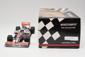McLaren MP4-25 Vodafone #1 J. Button F1 2010 Minichamps 1:18 530101871-R1 Metal - imagem 6 de 7