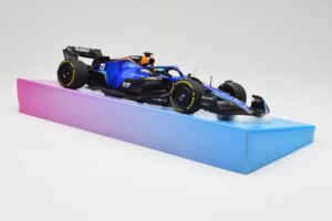 Williams FW44 #23 A. Albon Miami GP 2022 Minichamps 1:18 147220523 Metal - imagem 4 de 7