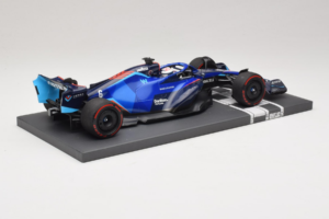 Williams FW44 Mercedes #6 N. Latifi Bahrain GP 2022 Minichamps 1:18 117220106 Metal - imagem 3 de 6