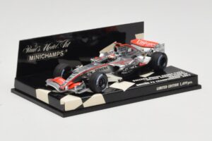 Dallara F303 N. Piquet British F3 Championship 2003 Minichamps 1:43 400030333 Metal - imagem 2 de 5