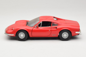 Ferrari Dino 246 GT Vermelho Anson 1:18 303597 Metal - imagem 4 de 8