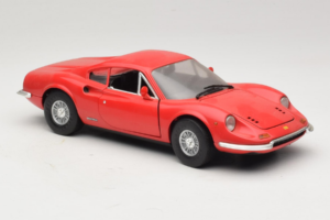 Ferrari Dino 246 GT Vermelho Anson 1:18 303597 Metal - imagem 6 de 8