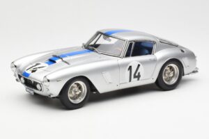 Ferrari 250 GT SWB #14 P. Noblet / J. Guichet Team Noblet 3rd Place 24 Hours of Le Mans 1961 CMC 1:18 M-079 Metal