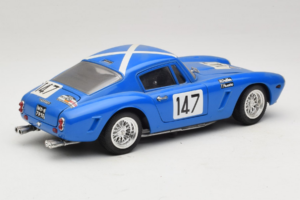 Ferrari 250 GT Berlinette #147 Azul Jouef Evolution 1:18 3023 Metal - imagem 3 de 8