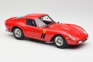 Ferrari 250 GTO London Show Vermelho CMC 1:18 M-256 Metal - imagem 4 de 6