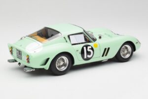 Ferrari 250 GTO #15 S. Moss / G. Hill Goodwood 1962 CMC 1:18 M-247 Metal - imagem 2 de 6