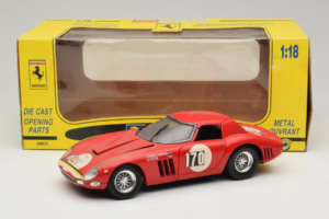 Ferrari 250 GTO #170 Vermelho Jouef Evolution 1:18 48821 Metal - imagem 8 de 8