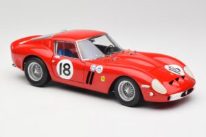 Ferrari 250 GTO #18 P. Rodriguez Daytona Continental 3 Hours Winner 1963 Kyosho 1:18 08438F Metal - imagem 6 de 8
