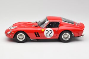 Ferrari 250 GTO #22 Beurlys / Elde / Mason 24 Hours of Le Mans 1962 CMC 1:18 M-253 Metal - imagem 3 de 6