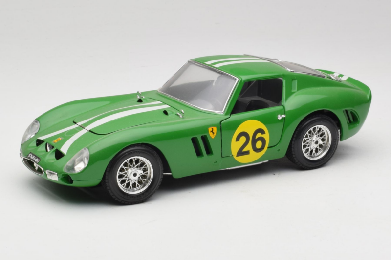 Ferrari 250 GTO #26 Verde Riscas Brancas 1962 Bburago 1:18 3011-G3 Metal