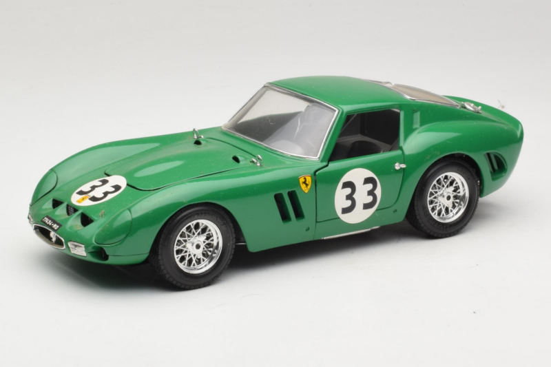 Ferrari 250 GTO #33 Verde Bburago 1:18 3011-G1 Metal