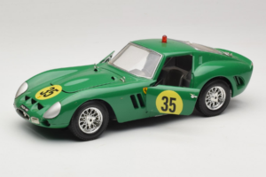 Ferrari 250 GTO #35 Verde 1962 Bburago 1:18 3011-G2 Metal - imagem 2 de 8
