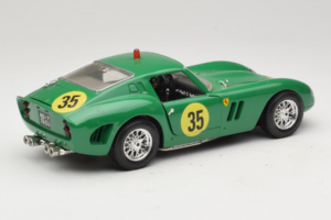 Ferrari 250 GTO #35 Verde 1962 Bburago 1:18 3011-G2 Metal - imagem 3 de 8