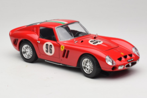 Ferrari 250 GTO #96 Vermelho 1962 Bburago 1:18 3011-N1 Metal - imagem 6 de 8