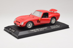 Ferrari 250 GTO Vermelho Replacement Stand Exclusive Cars 1:18 EC005 Metal - imagem 2 de 8