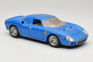 Ferrari 250 LM Azul Bburago 1:18 3033-B1 Metal - imagem 6 de 8