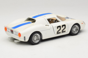 Ferrari 250 LM #22 Branco 1965 Bburago 1:18 3333-W1 Metal - imagem 3 de 8