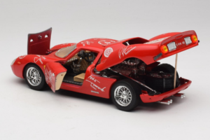 Ferrari 250 LM Vermelho Branco Essen Autographs Edição Limitada Bburago 1:18 3033-P4 Metal - imagem 5 de 8