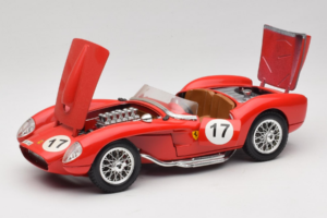 Ferrari 250 Testa Rossa #17 Vermelho 1957 Bburago 1:18 3007-R4 Metal - imagem 2 de 8