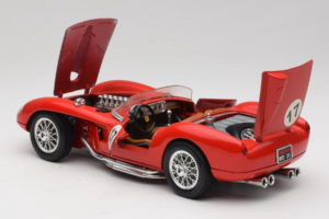 Ferrari 250 Testa Rossa #17 Vermelho 1957 Bburago 1:18 3007-R4 Metal - imagem 5 de 8