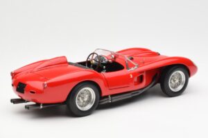Ferrari 250 Testa Rossa Pontoon Fender Vermelho CMC 1:18 M-071 Metal - imagem 2 de 6